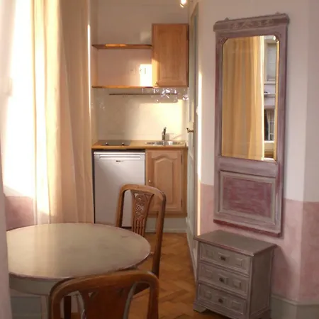 Studio Rue Des Tetes Apartment *